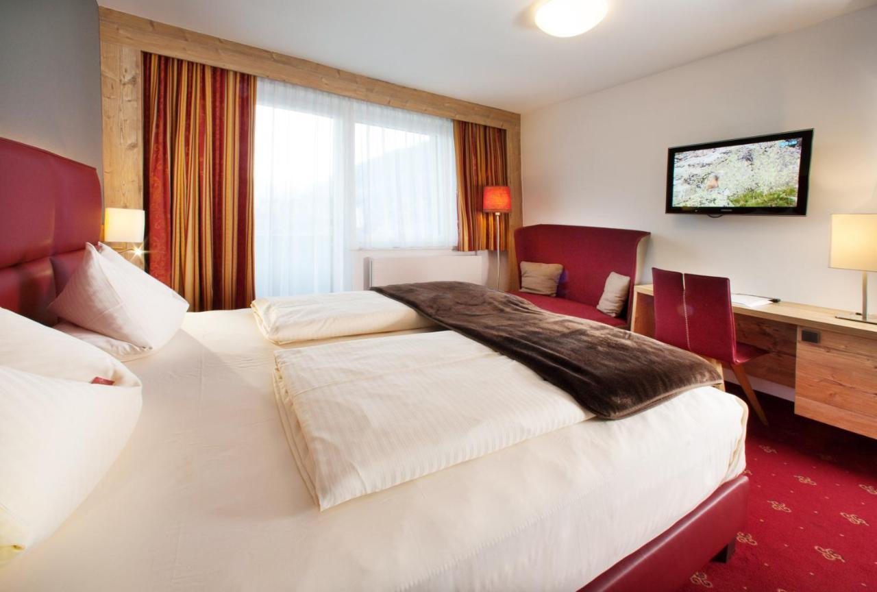 Hotel Bruno Fügen Eksteriør billede