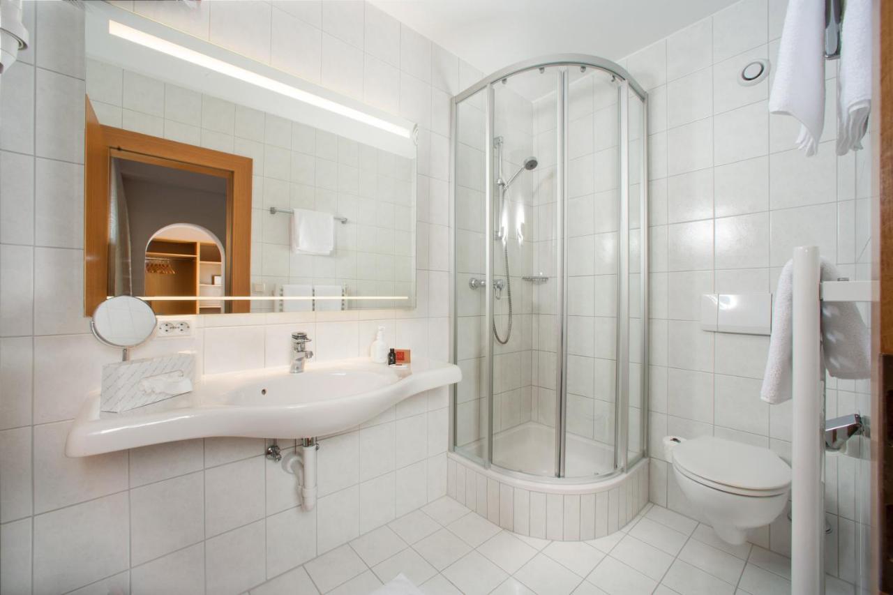 Hotel Bruno Fügen Eksteriør billede