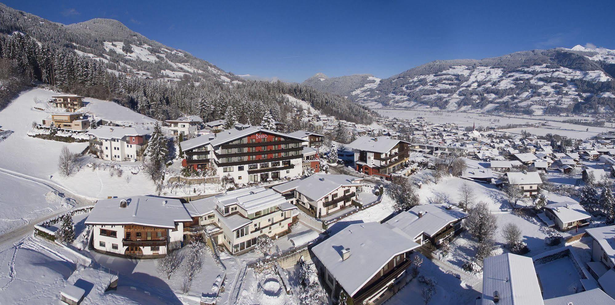 Hotel Bruno Fügen Eksteriør billede