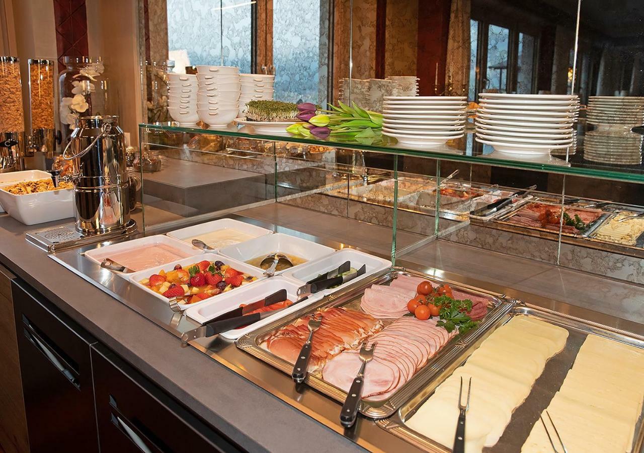 Hotel Bruno Fügen Eksteriør billede